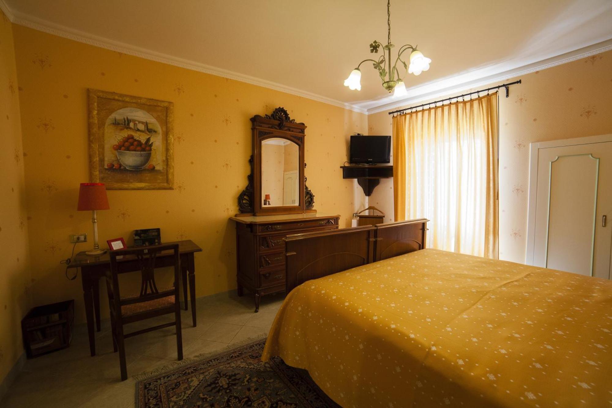 La Luma Hotel Montecosaro  Room photo